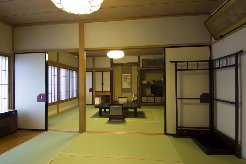 Ekinariya Ryokan Kusatsu  Camera foto