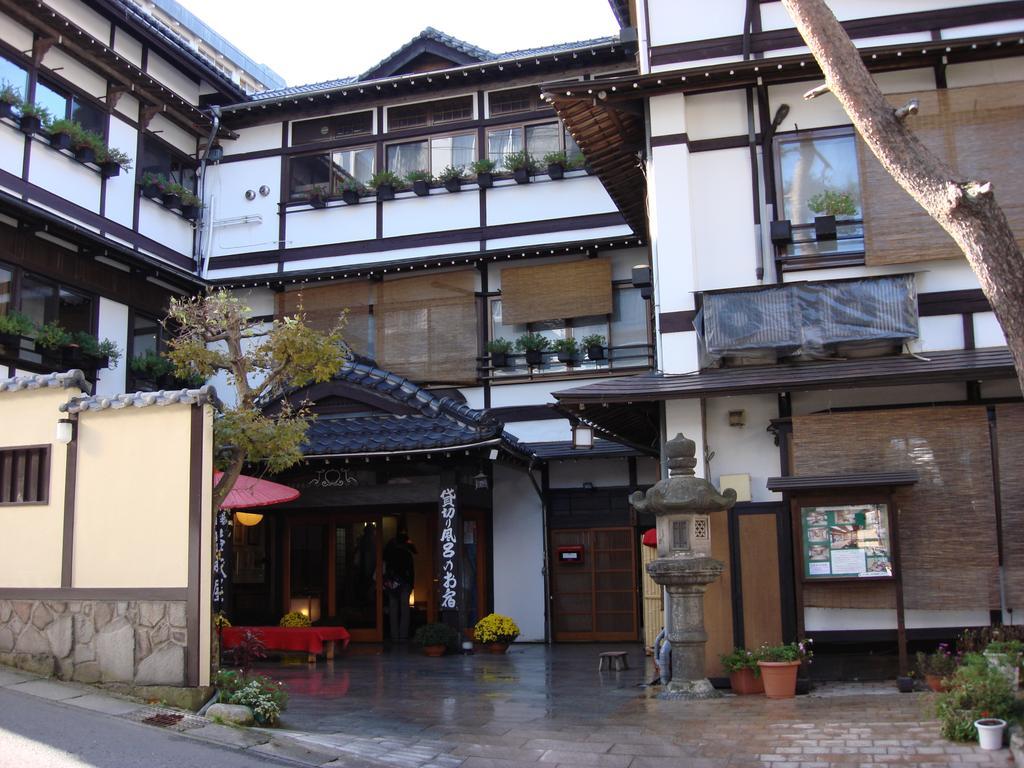 Ekinariya Ryokan Kusatsu  Esterno foto